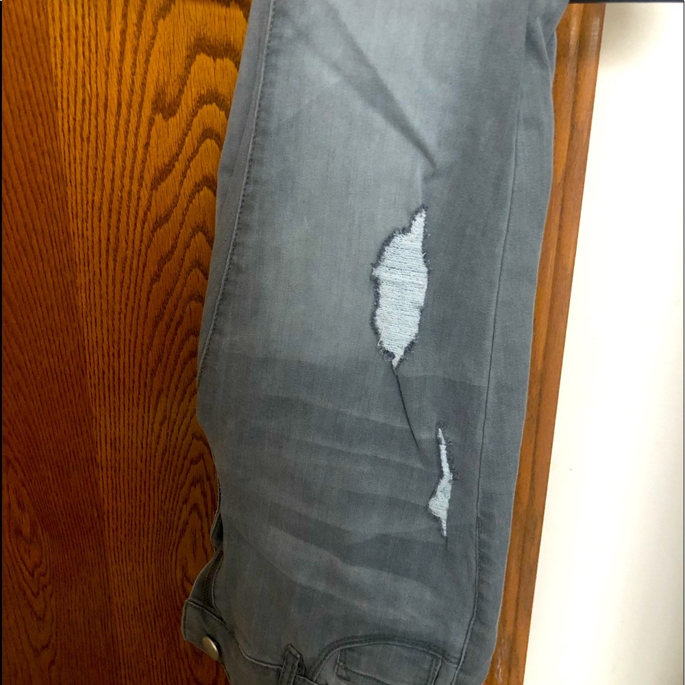 Refuge size 4 skinny Jean